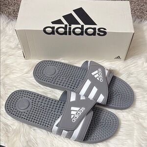 NEW In Box Adidas Men’s Grey White Adissage Slides Size 18